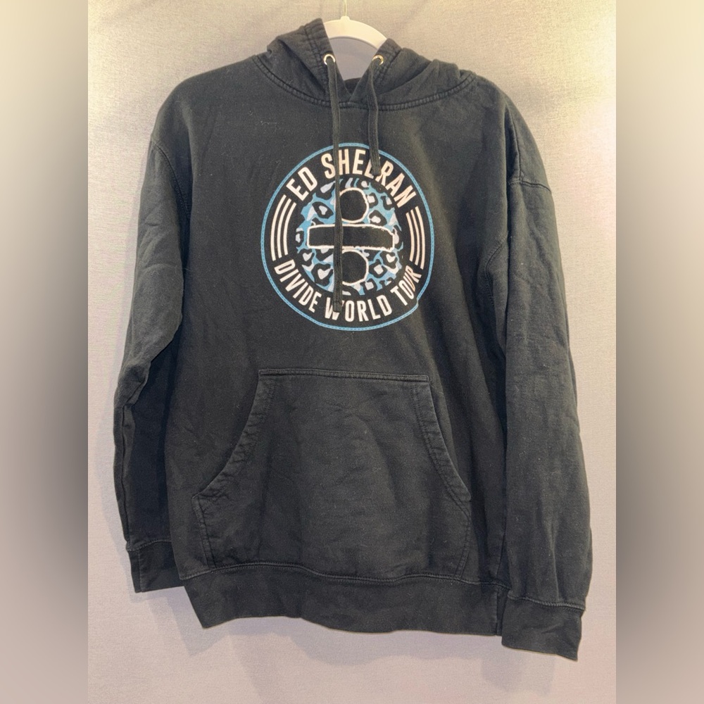 Ed Sheeran divide world tour merch Black Hoodie size med concert music
